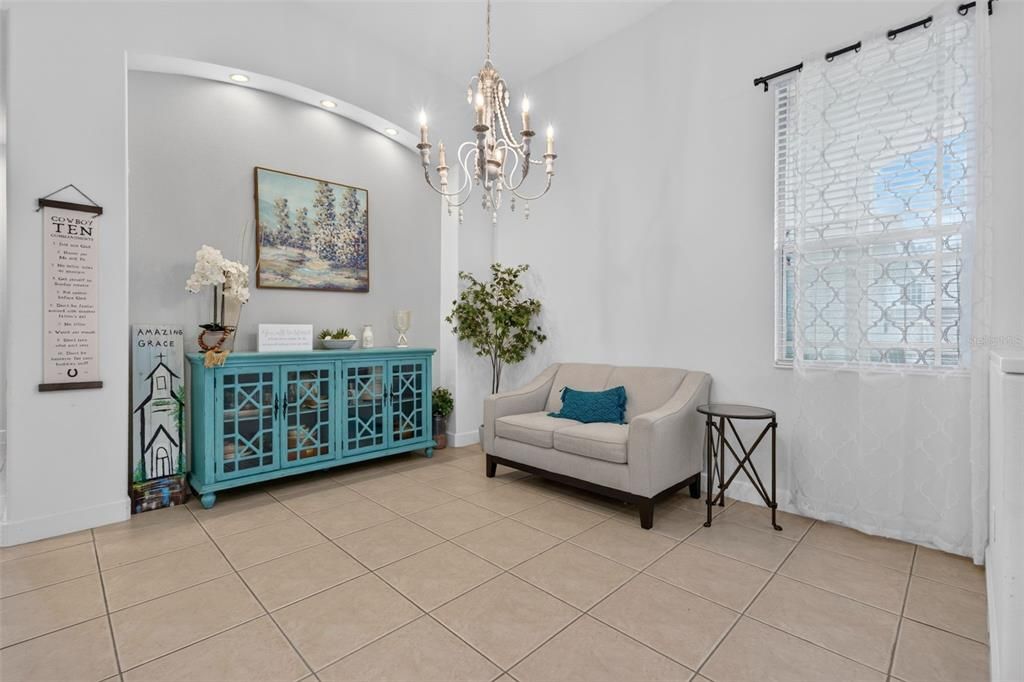 En Venta: $625,000 (4 camas, 3 baños, 2852 Pies cuadrados)