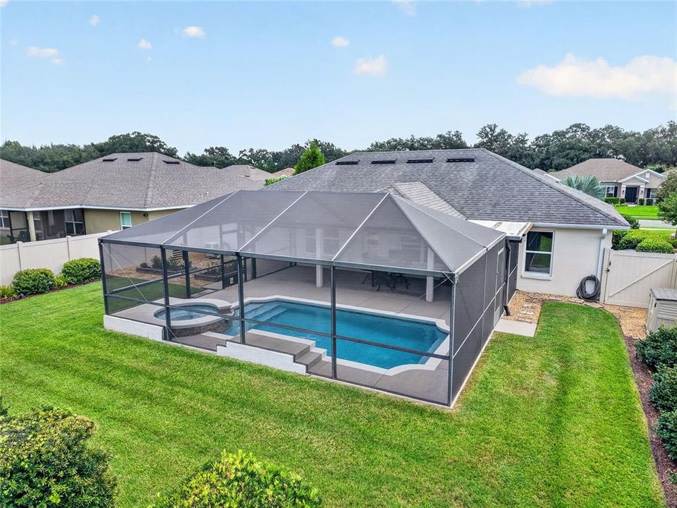 For Sale: $374,900 (4 beds, 2 baths, 1733 Square Feet)