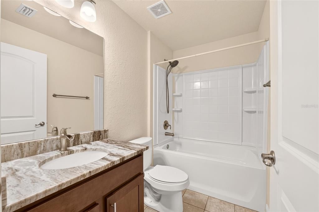 For Sale: $374,900 (4 beds, 2 baths, 1733 Square Feet)