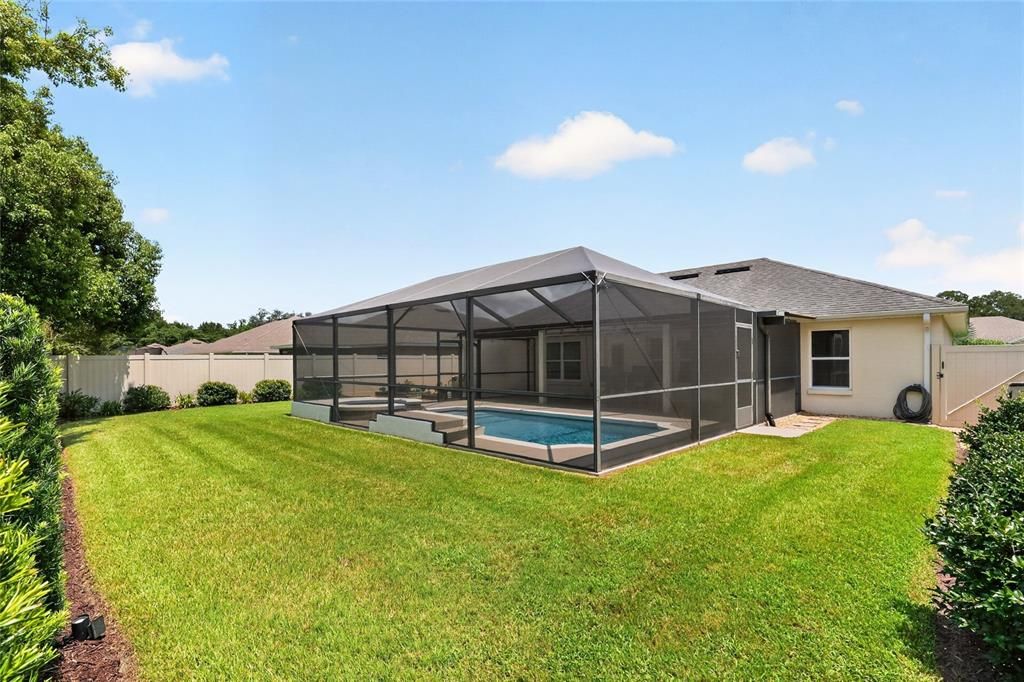 For Sale: $374,900 (4 beds, 2 baths, 1733 Square Feet)