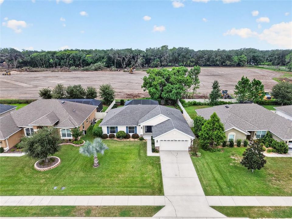 For Sale: $374,900 (4 beds, 2 baths, 1733 Square Feet)