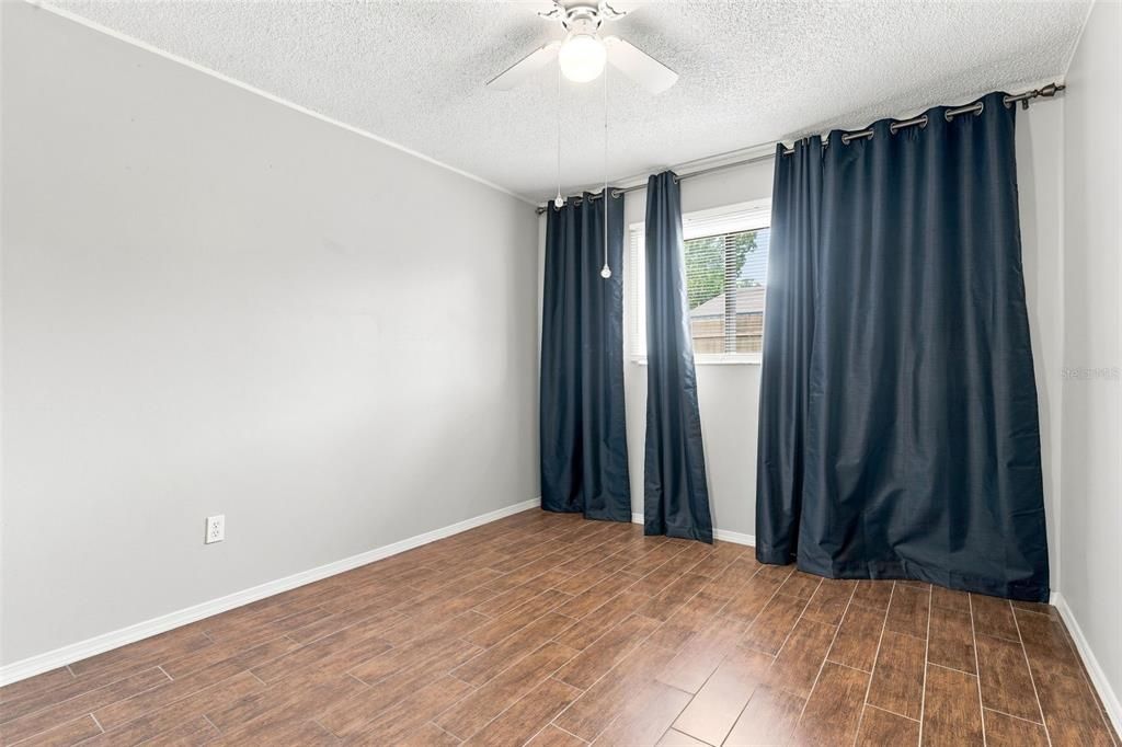 En Venta: $220,000 (3 camas, 2 baños, 1200 Pies cuadrados)