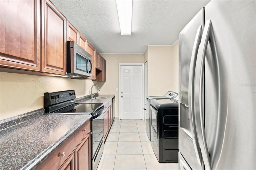 En Venta: $220,000 (3 camas, 2 baños, 1200 Pies cuadrados)