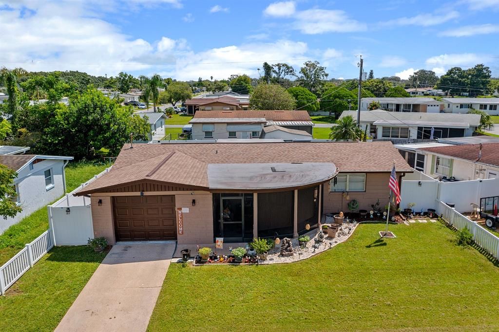 For Sale: $273,000 (3 beds, 2 baths, 1088 Square Feet)