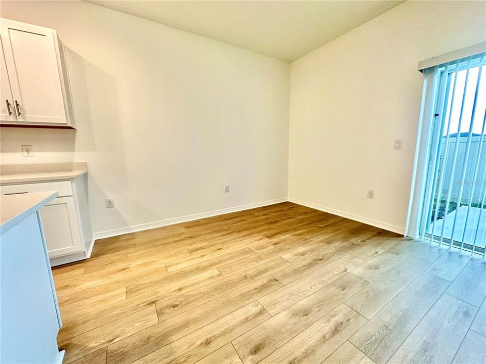 For Rent: $2,600 (3 beds, 2 baths, 1285 Square Feet)