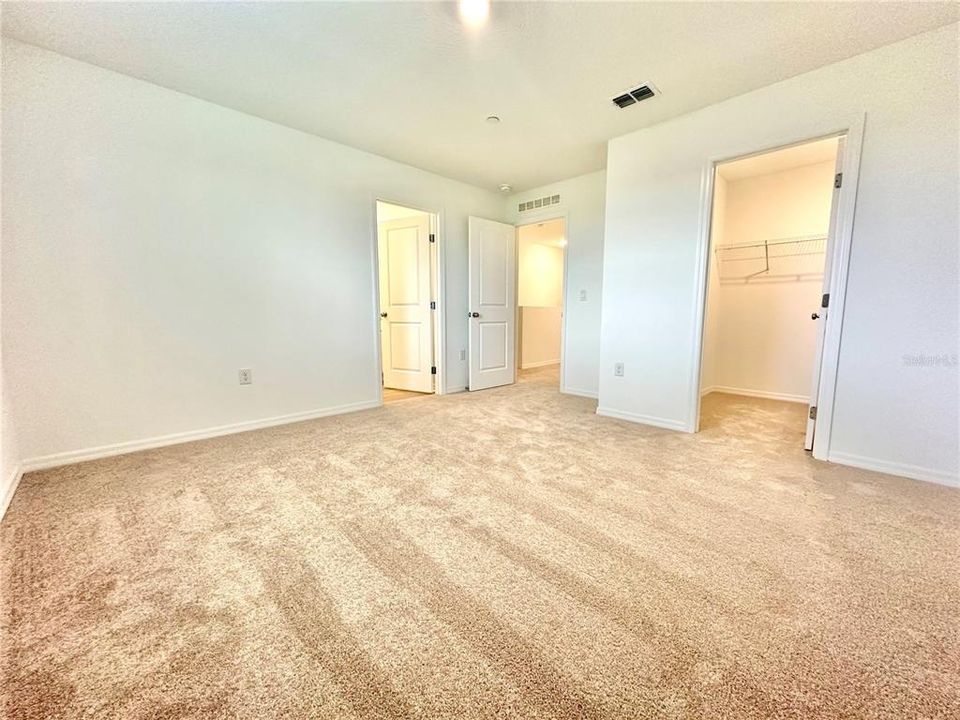 For Rent: $2,600 (3 beds, 2 baths, 1285 Square Feet)