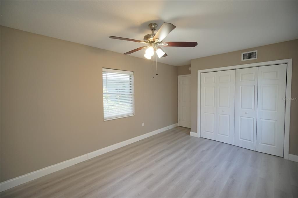 For Rent: $2,995 (4 beds, 2 baths, 1996 Square Feet)