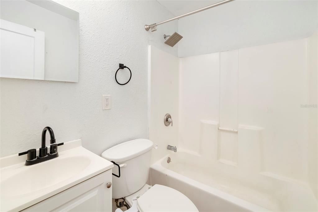 En Venta: $240,000 (2 camas, 1 baños, 788 Pies cuadrados)