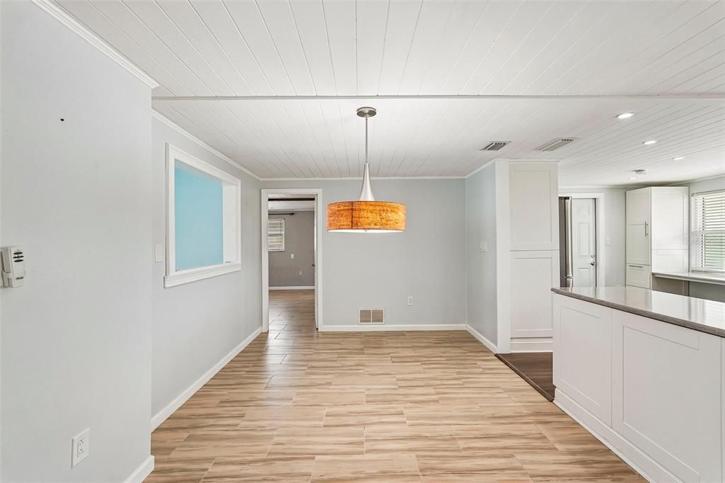 For Sale: $650,000 (3 beds, 2 baths, 2008 Square Feet)