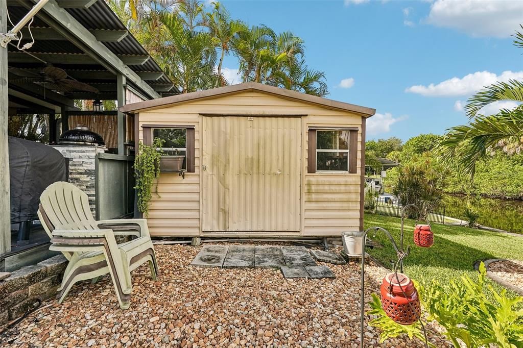 For Sale: $650,000 (3 beds, 2 baths, 2008 Square Feet)
