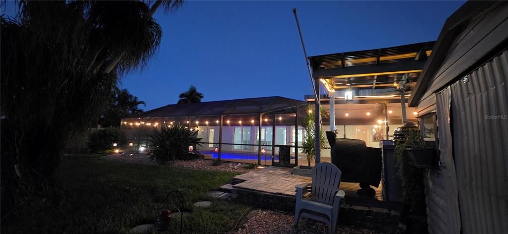 For Sale: $650,000 (3 beds, 2 baths, 2008 Square Feet)