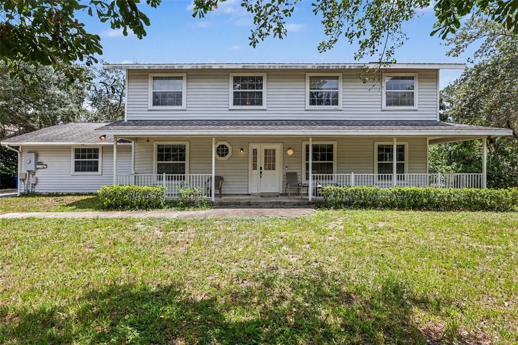 For Sale: $700,000 (3 beds, 3 baths, 2688 Square Feet)