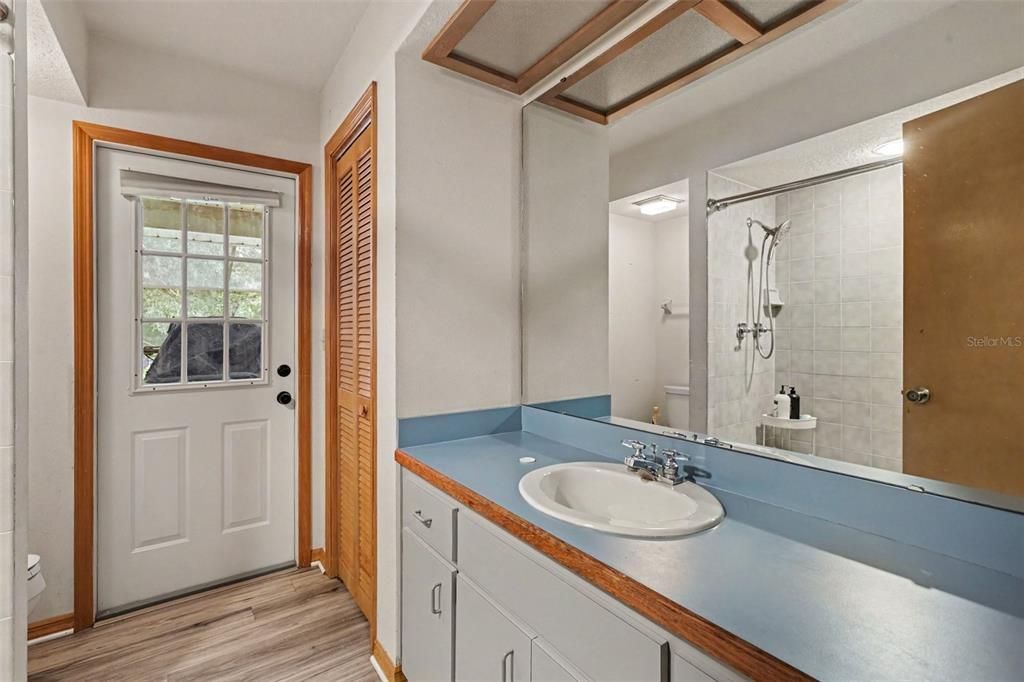 For Sale: $700,000 (3 beds, 3 baths, 2688 Square Feet)