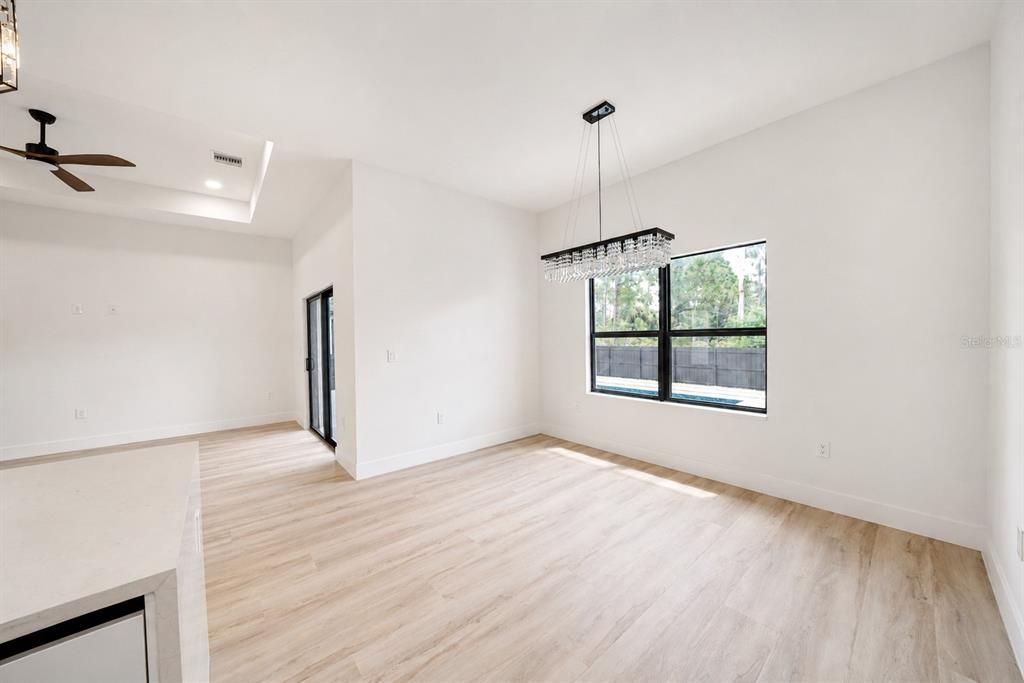 For Sale: $469,000 (3 beds, 2 baths, 1741 Square Feet)