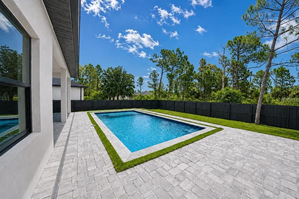 For Sale: $469,000 (3 beds, 2 baths, 1741 Square Feet)
