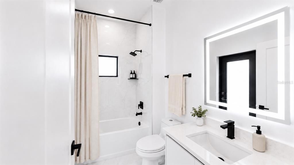For Sale: $469,000 (3 beds, 2 baths, 1741 Square Feet)
