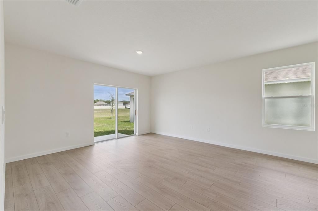 For Sale: $394,990 (5 beds, 3 baths, 2447 Square Feet)