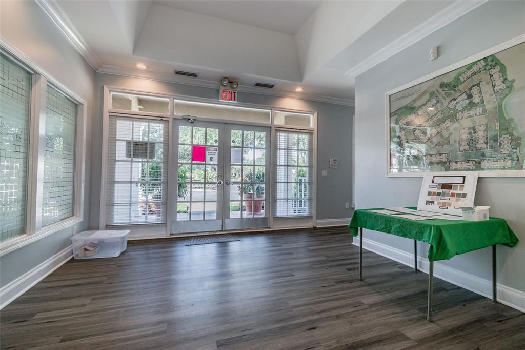 For Rent: $1,450 (1 beds, 1 baths, 700 Square Feet)