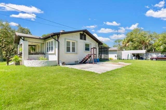 For Sale: $350,000 (3 beds, 1 baths, 1260 Square Feet)