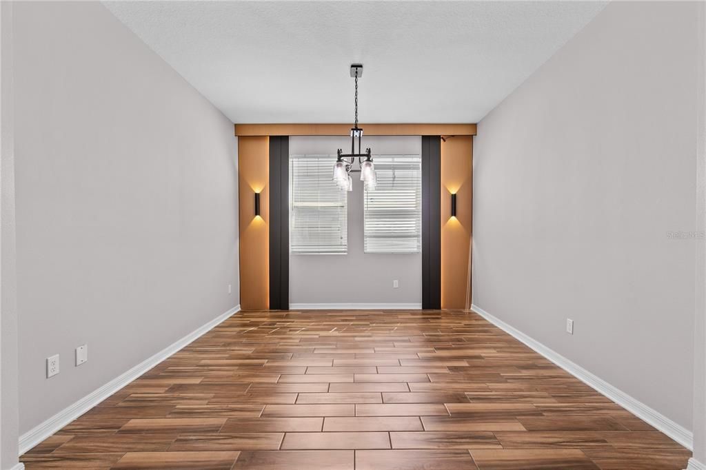 For Sale: $839,900 (4 beds, 3 baths, 2876 Square Feet)