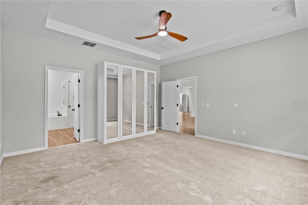 For Sale: $839,900 (4 beds, 3 baths, 2876 Square Feet)