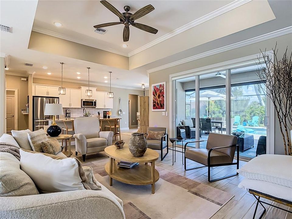 For Sale: $575,000 (3 beds, 2 baths, 1923 Square Feet)