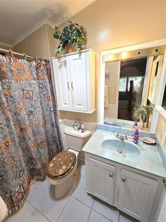 For Rent: $2,000 (2 beds, 2 baths, 864 Square Feet)