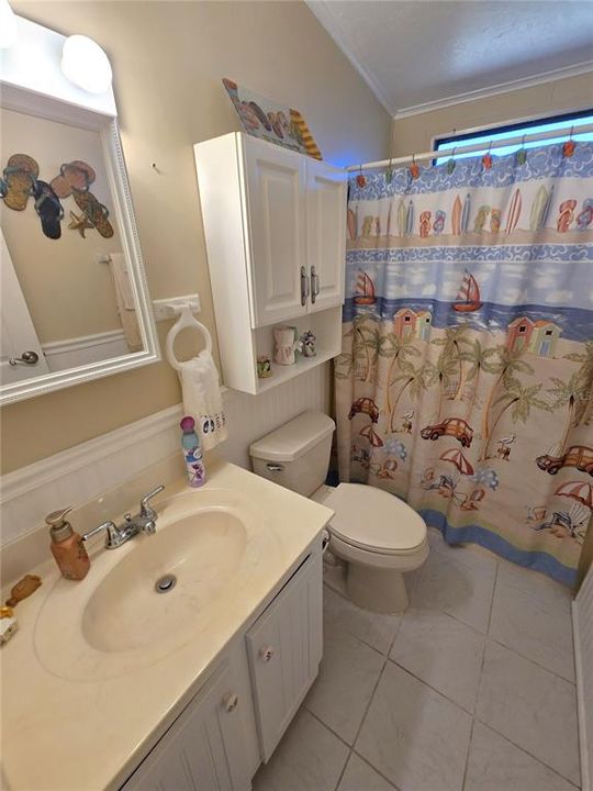 For Rent: $2,000 (2 beds, 2 baths, 864 Square Feet)