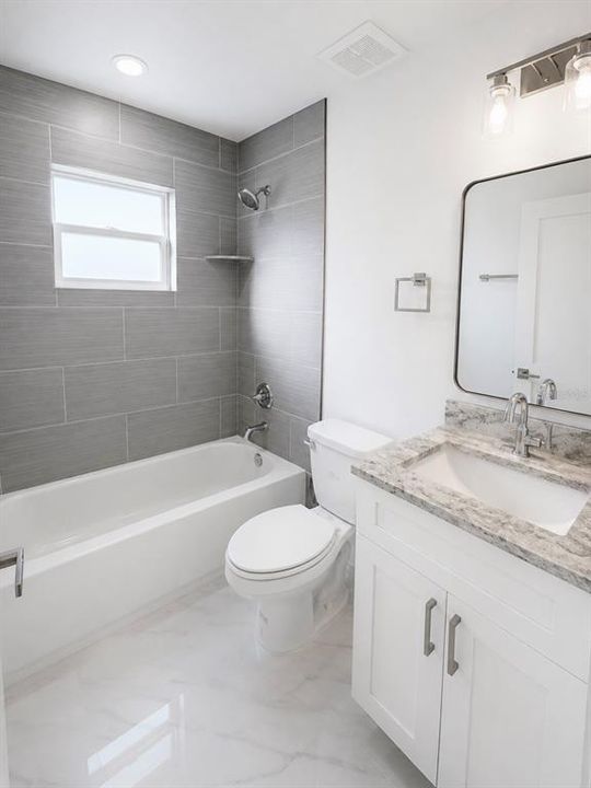 For Rent: $2,400 (4 beds, 3 baths, 1706 Square Feet)