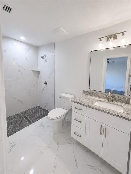 For Rent: $2,400 (4 beds, 3 baths, 1706 Square Feet)