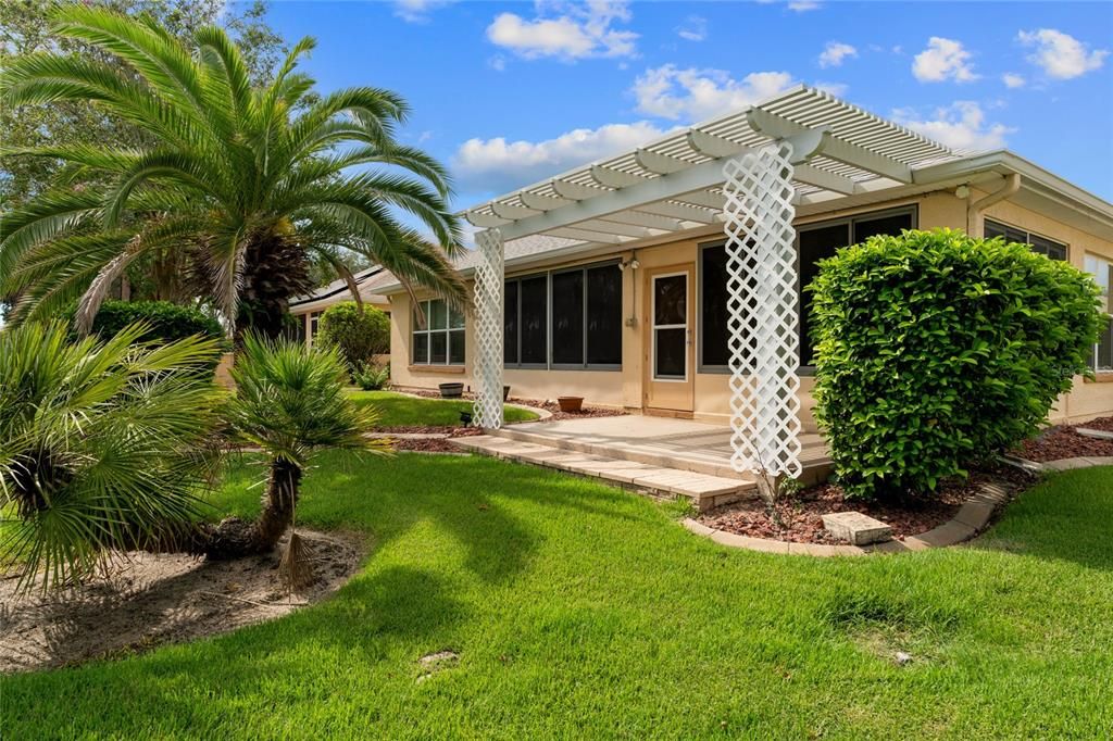 For Sale: $324,999 (3 beds, 2 baths, 1720 Square Feet)