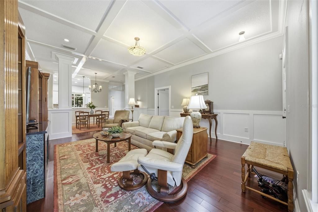 For Sale: $550,000 (3 beds, 2 baths, 1840 Square Feet)