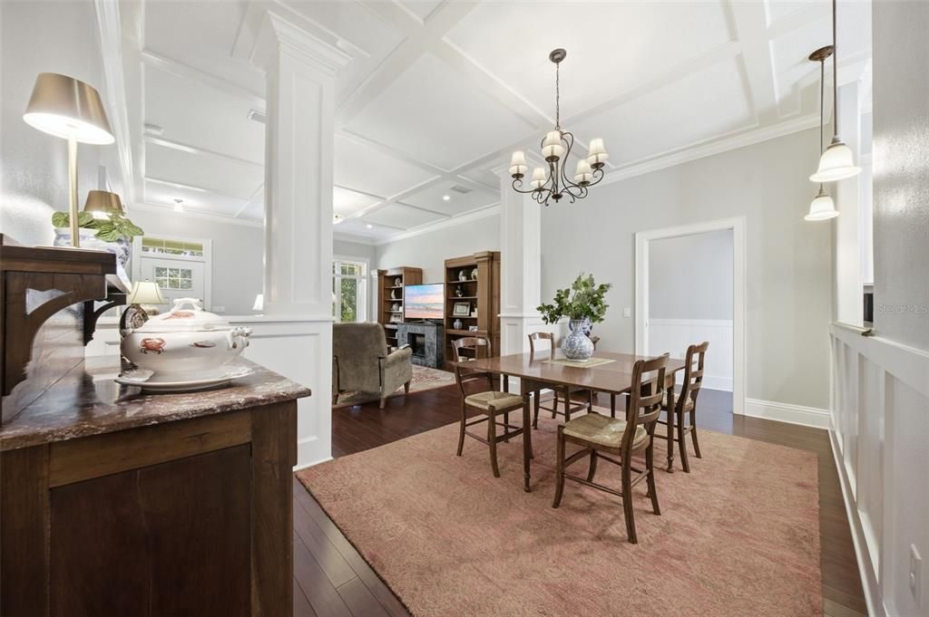 For Sale: $550,000 (3 beds, 2 baths, 1840 Square Feet)