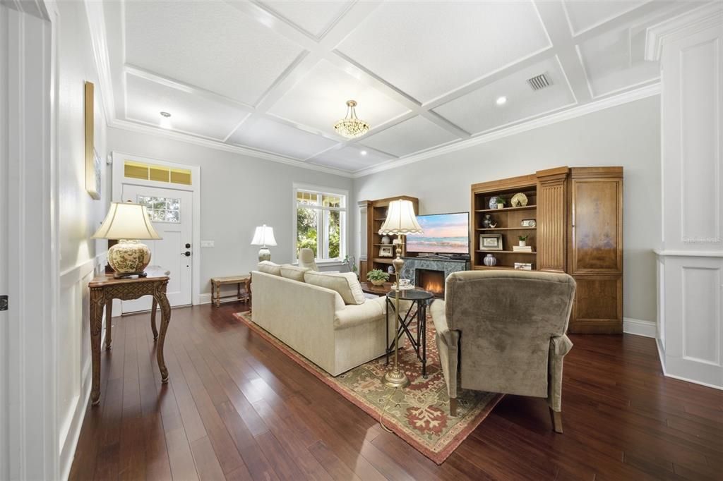 For Sale: $550,000 (3 beds, 2 baths, 1840 Square Feet)