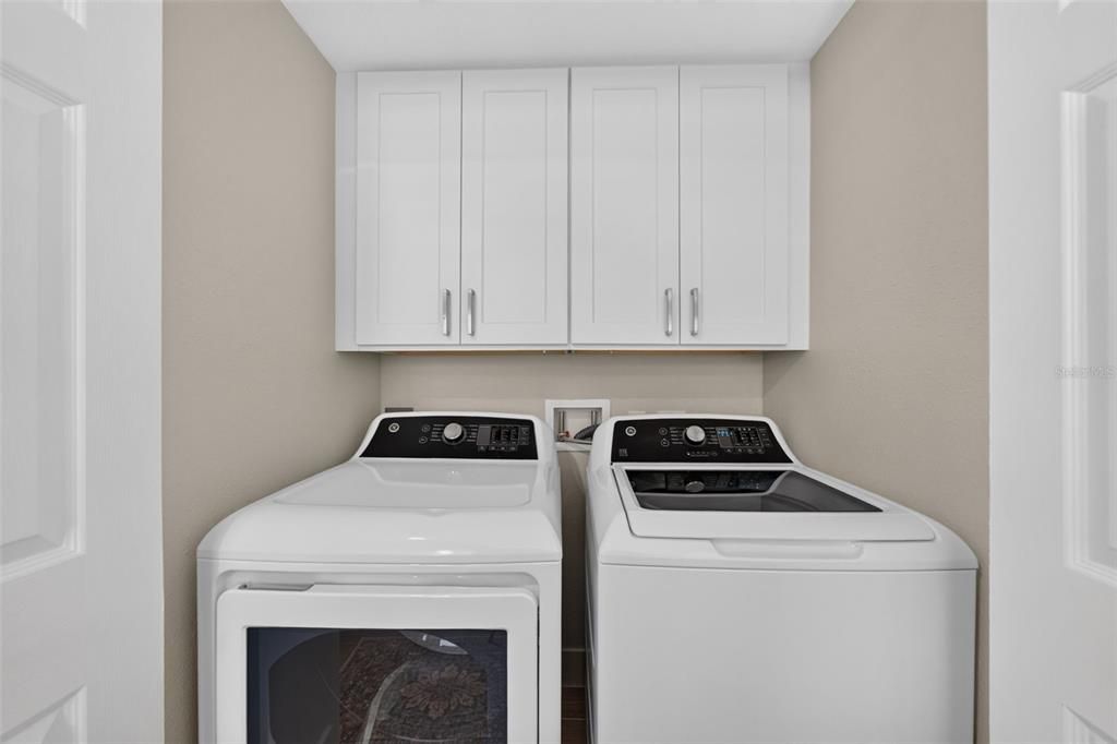 For Sale: $1,100,000 (4 beds, 2 baths, 2223 Square Feet)