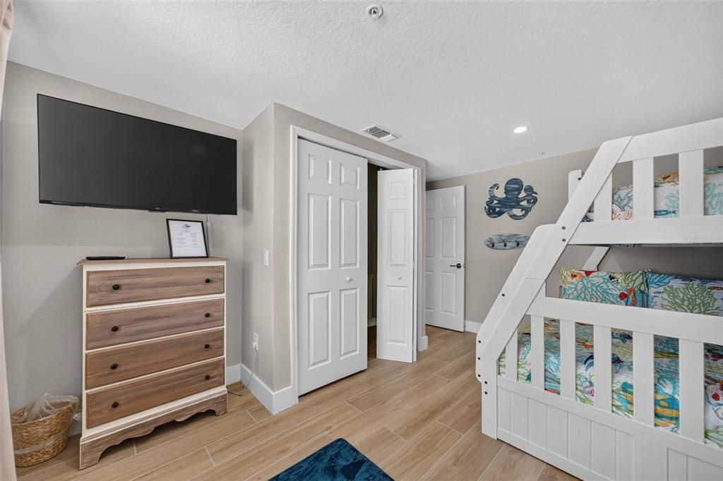 For Sale: $1,100,000 (4 beds, 2 baths, 2223 Square Feet)