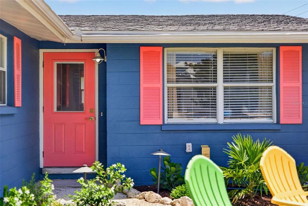 For Sale: $1,100,000 (4 beds, 2 baths, 2223 Square Feet)