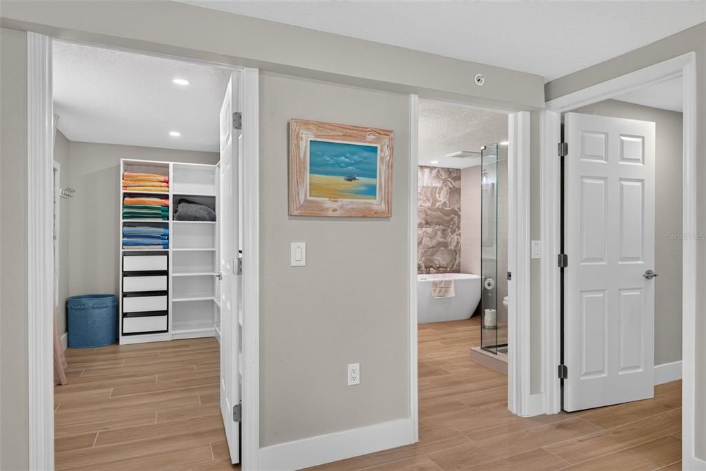 For Sale: $1,100,000 (4 beds, 2 baths, 2223 Square Feet)