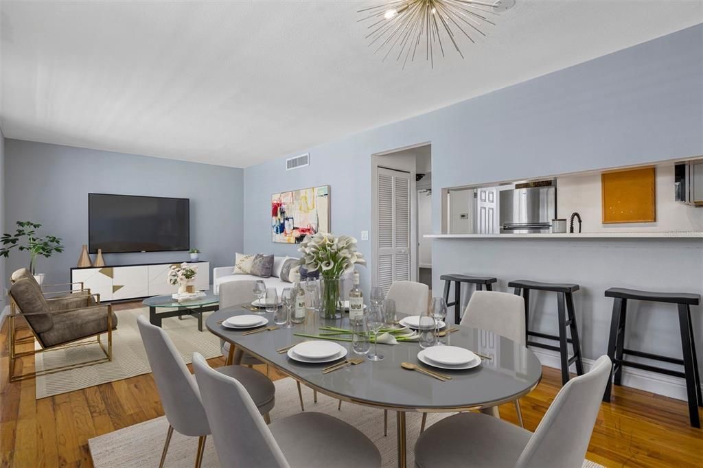 For Rent: $2,100 (2 beds, 1 baths, 792 Square Feet)