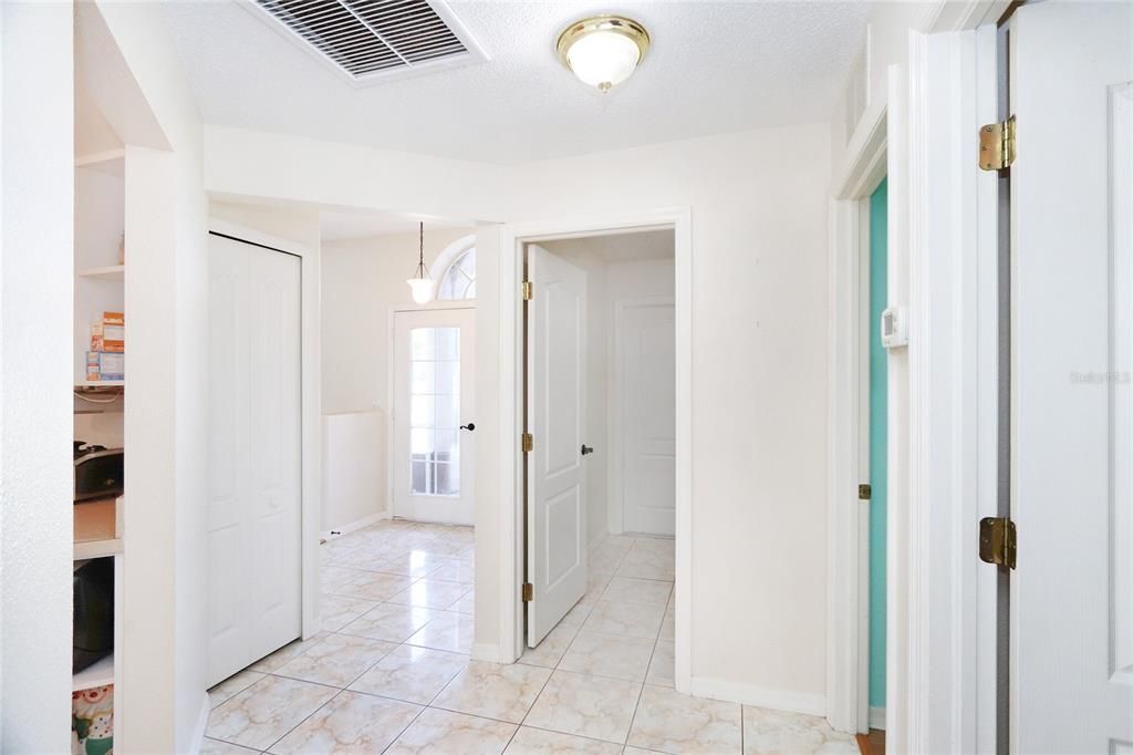 For Sale: $329,000 (3 beds, 2 baths, 1810 Square Feet)