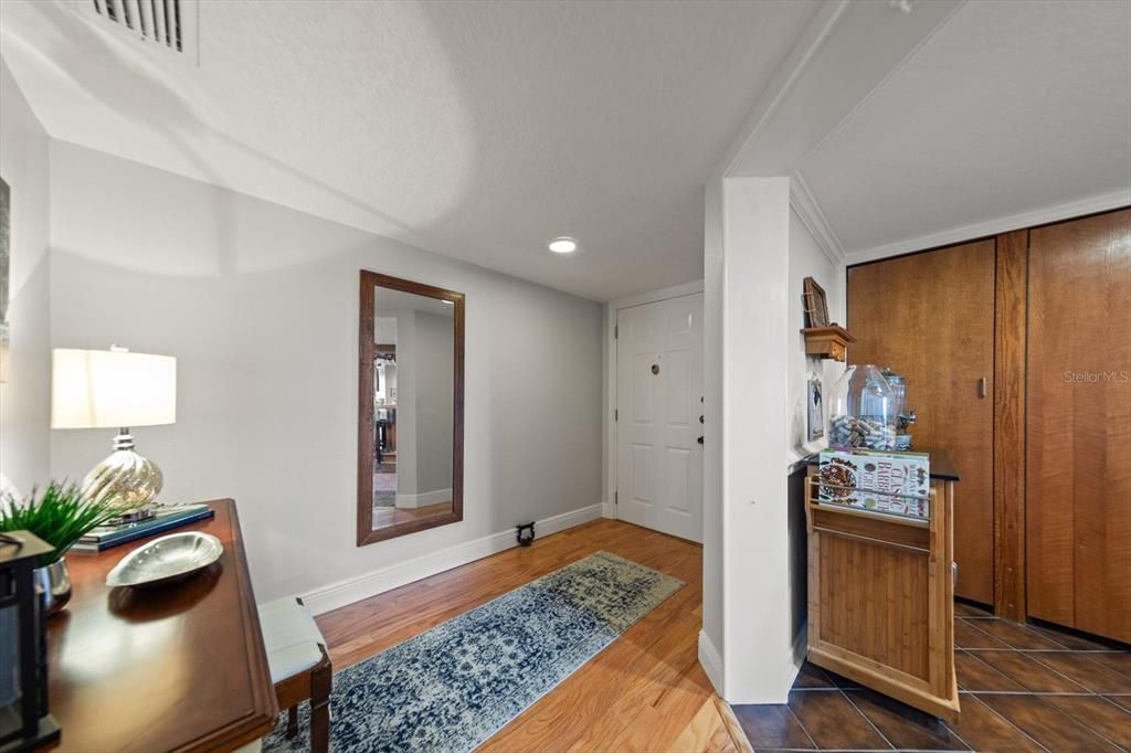 For Sale: $850,000 (2 beds, 3 baths, 2985 Square Feet)