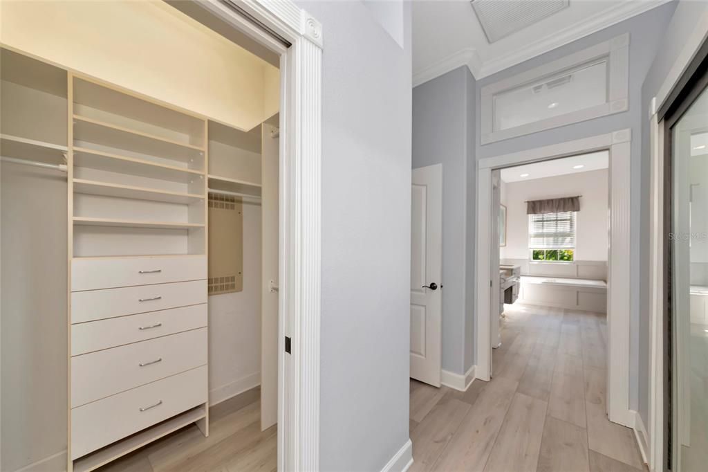 For Sale: $1,790,000 (4 beds, 3 baths, 2838 Square Feet)