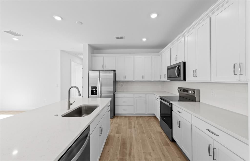 For Sale: $499,990 (3 beds, 2 baths, 2088 Square Feet)