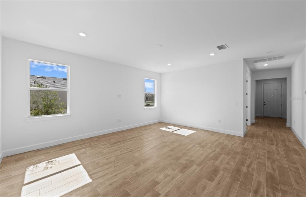For Sale: $499,990 (3 beds, 2 baths, 2088 Square Feet)