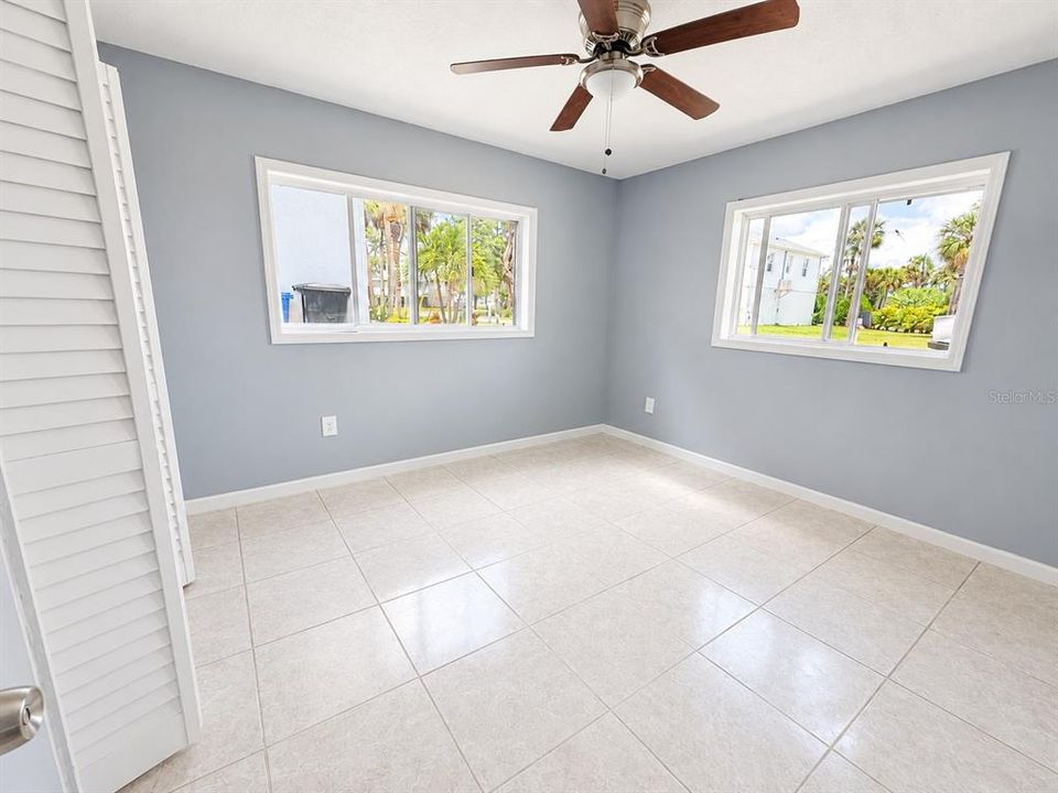 En Venta: $319,900 (5 camas, 3 baños, 2150 Pies cuadrados)