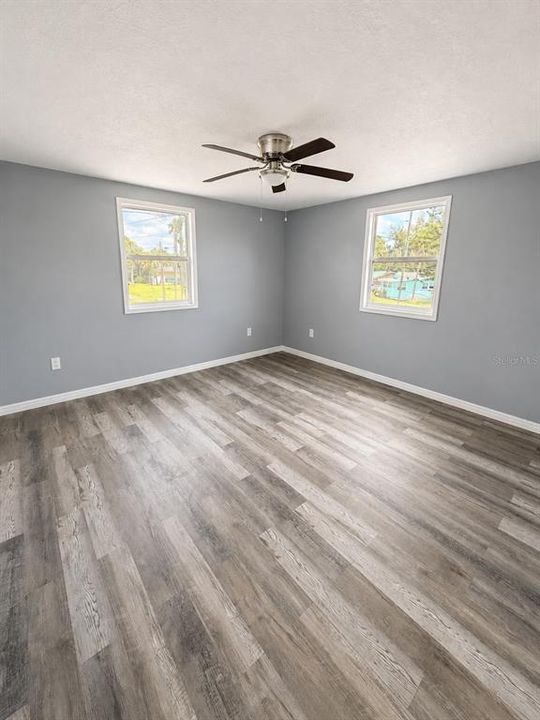 En Venta: $319,900 (5 camas, 3 baños, 2150 Pies cuadrados)