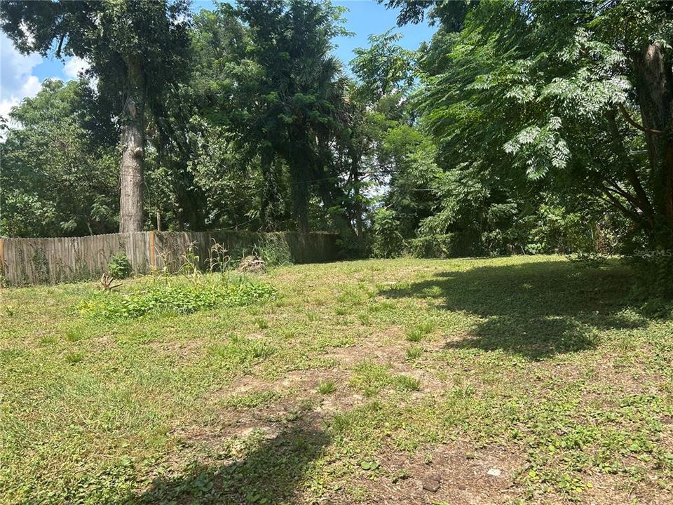 For Sale: $270,000 (3 beds, 2 baths, 1024 Square Feet)