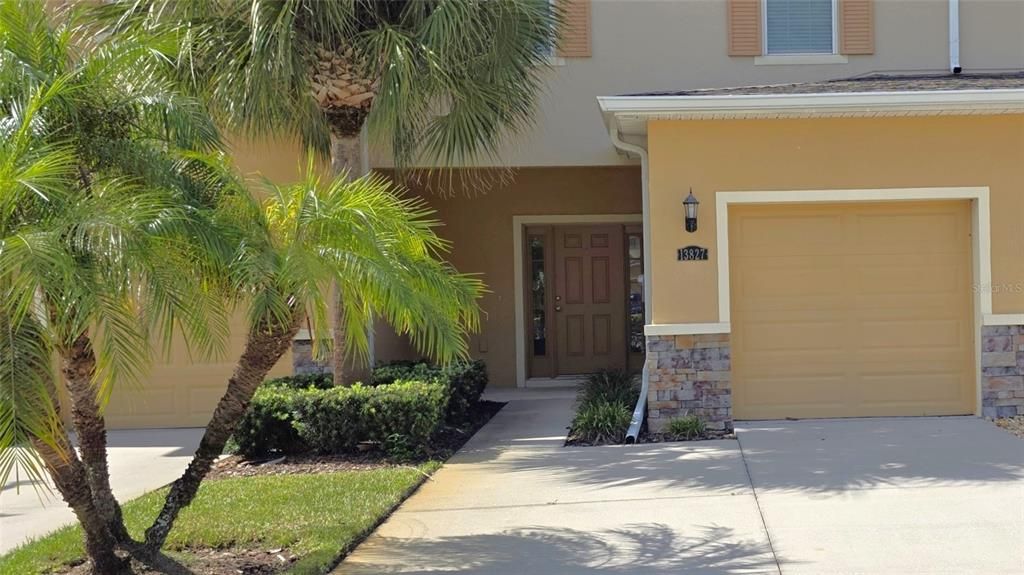 For Rent: $2,200 (3 beds, 2 baths, 1550 Square Feet)