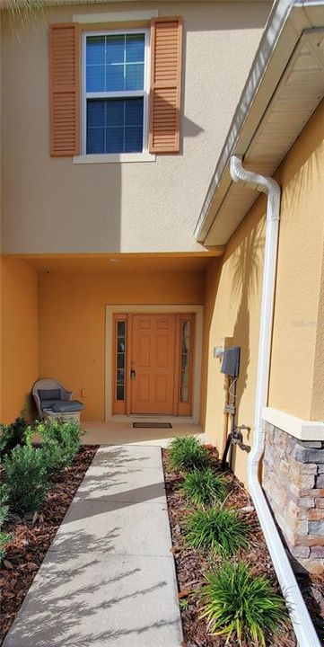 For Rent: $2,200 (3 beds, 2 baths, 1550 Square Feet)