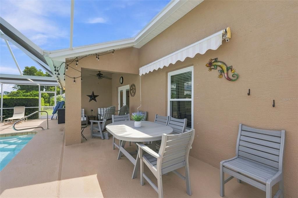 En Venta: $389,900 (3 camas, 2 baños, 1623 Pies cuadrados)